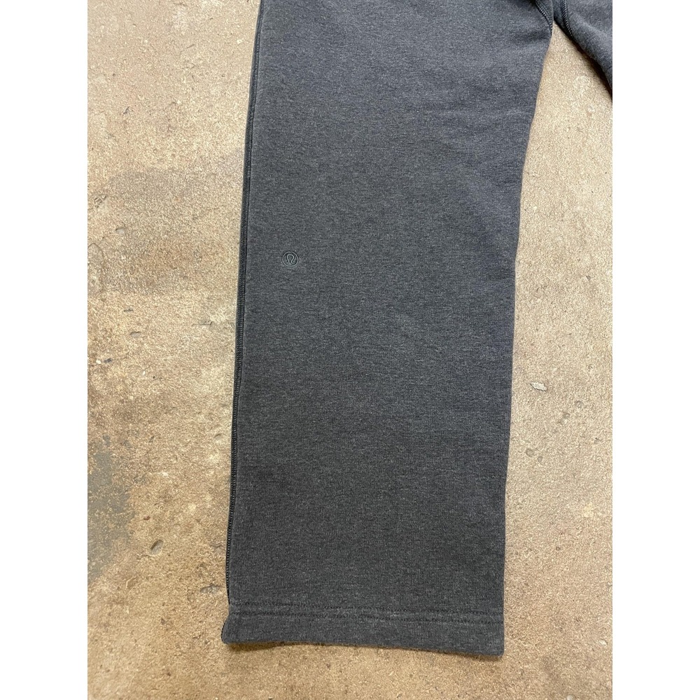 Lululemon Sweatpants Mens Medium Charcoal Gray Fleece Lined Drawstring Open Hem - Picture 9 of 16